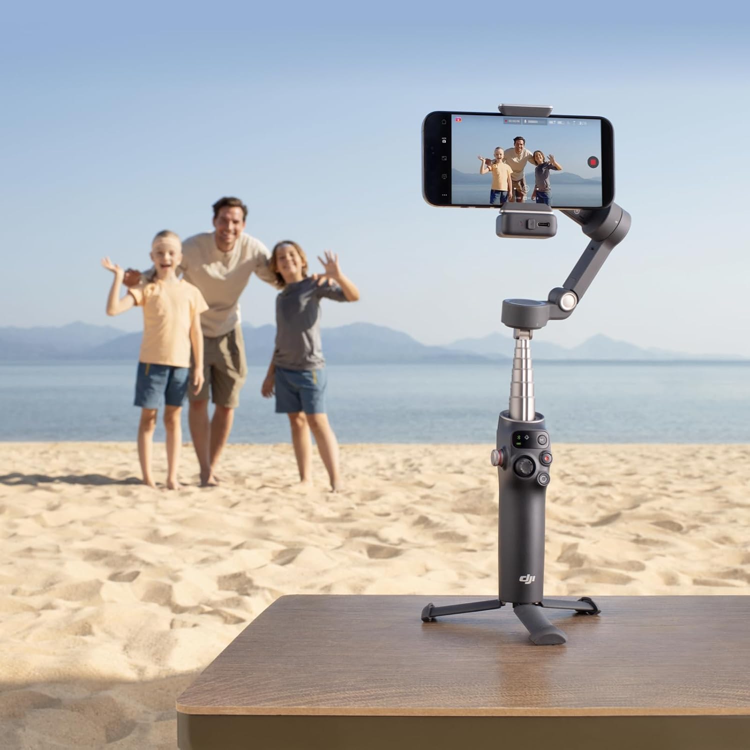 DJI Osmo Mobile 7P Gimbal Stabilizer for iPhone & Android - Image 2